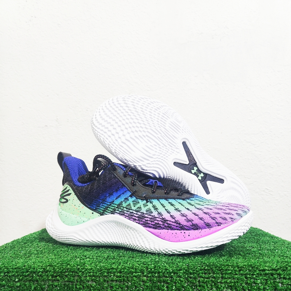 Under Armour Curry Flow 10 Northern Lights Sneakers